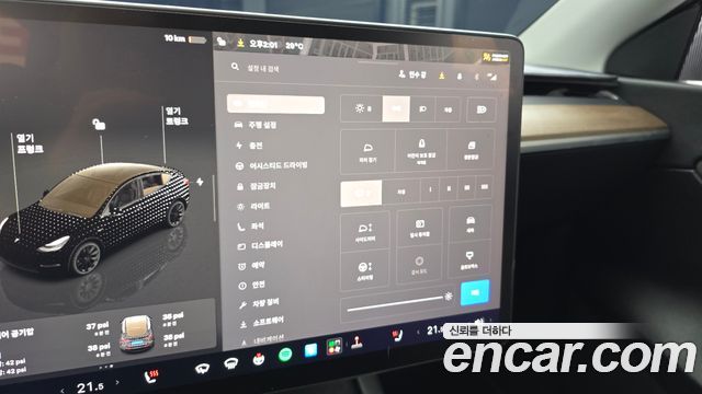 Tesla Model Y Long Range AWD 2022 — фото 32