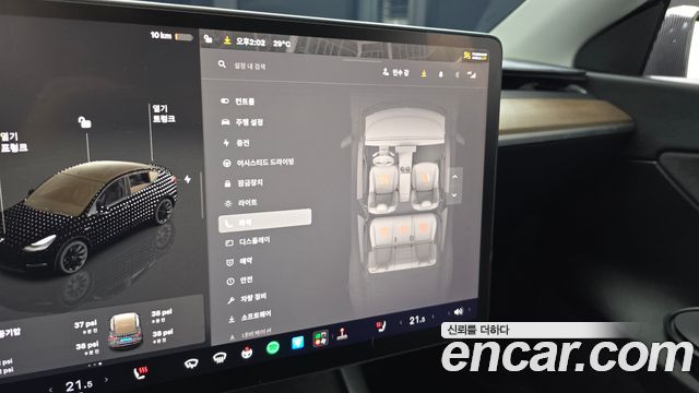 Tesla Model Y Long Range AWD 2022 — фото 35