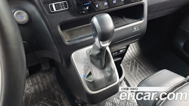 Hyundai Staria Tourer 9-Seater Modern 2022 — фото 9