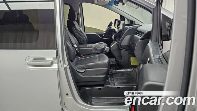 Hyundai Staria Tourer 9-Seater Modern 2022 — фото 11