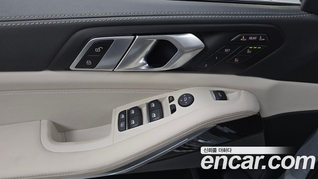 BMW X7 (G07) xDrive 40d M Sport 7 STR 2026 — фото 18