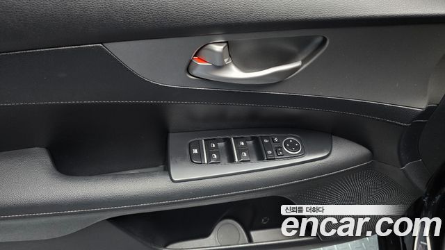Kia K3 Trendy 2019 — фото 27