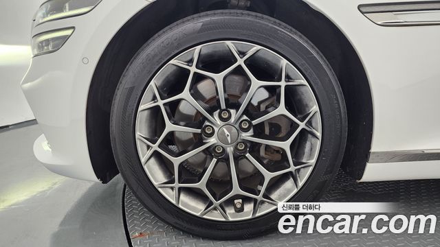 Genesis G80 (RG3) Gasoline 2.5 Turbo AWD 2021 — фото 5