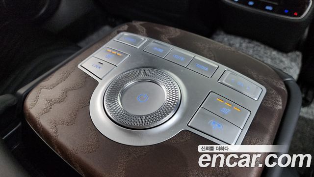 Genesis G80 (RG3) Gasoline 2.5 Turbo AWD 2021 — фото 19