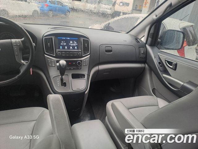 Hyundai Grand Starex Van 5-Seater Modern 2021 — фото 7