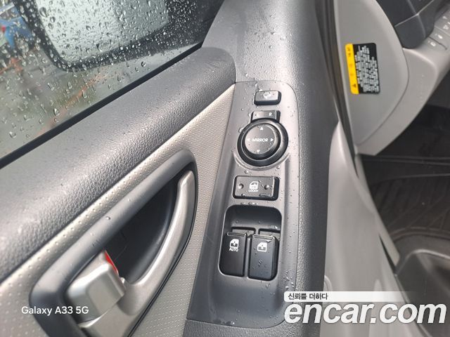 Hyundai Grand Starex Van 5-Seater Modern 2021 — фото 18