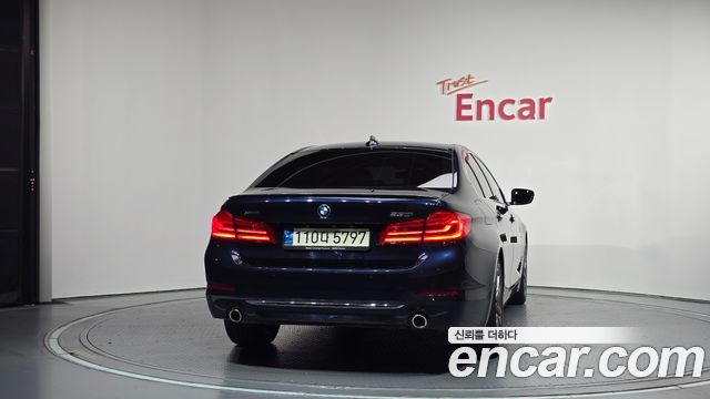 BMW 5 Series (G30) 520i Luxury 2018 — фото 4