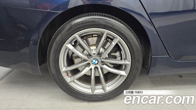 BMW 5 Series (G30) 520i Luxury 2018 — фото 5