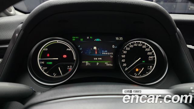 Toyota Camry (XV70) 2.5 XLE Hybrid 2022 — фото 8