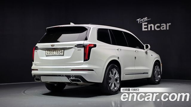 Cadillac XT6 3.6 Sport 2020 — фото 2