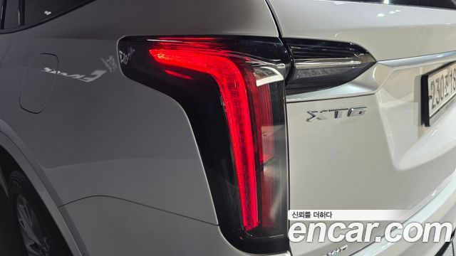 Cadillac XT6 3.6 Sport 2020 — фото 23