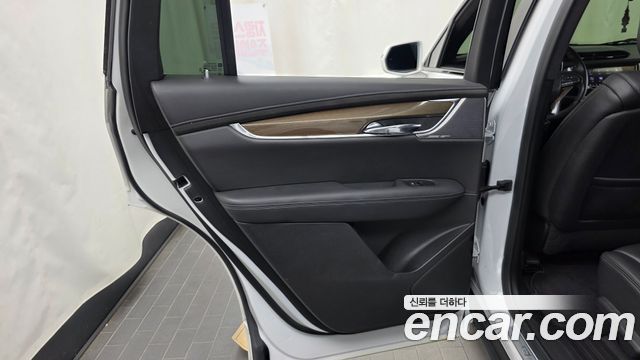 Cadillac XT6 3.6 Sport 2020 — фото 25
