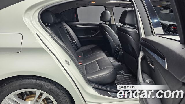BMW 5 Series (F10) 520d M Aero Dynamic 2016 — фото 12