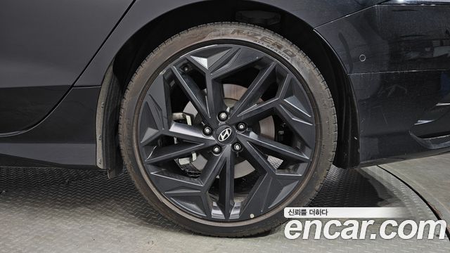 Hyundai Ioniq 6 Long Range Prestige 2025 — фото 21