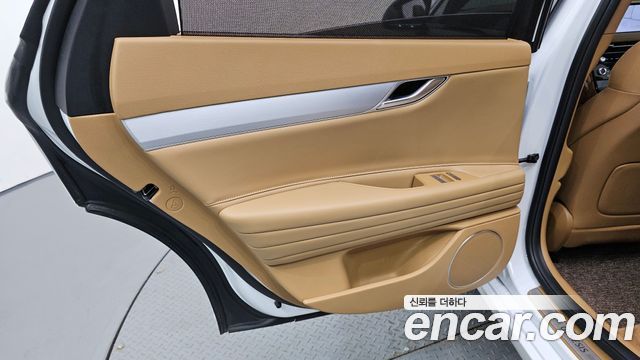 Genesis G80 (RG3) Gasoline 2.5 Turbo 2WD 2026 — фото 25