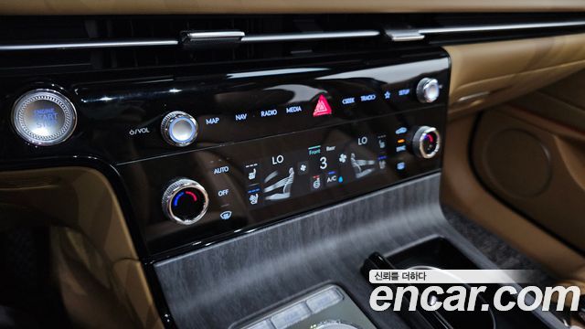 Genesis G80 (RG3) Gasoline 2.5 Turbo 2WD 2026 — фото 29