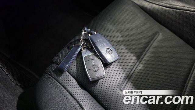 Mercedes-Benz GLE-Class (W167) GLE400d 4MATIC Coupe 2021 — фото 15