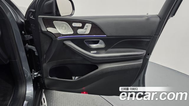 Mercedes-Benz GLE-Class (W167) GLE400d 4MATIC Coupe 2021 — фото 25