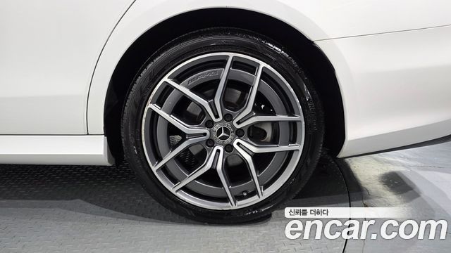 Mercedes-Benz E-Class (W213) E220d 4MATIC AMG Line 2021 — фото 21