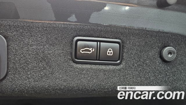 Genesis G70 2.0T AWD Sport Package 2019 — фото 33