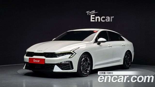 Kia K5 (III) 2.0 Noblesse 2025 — фото 1