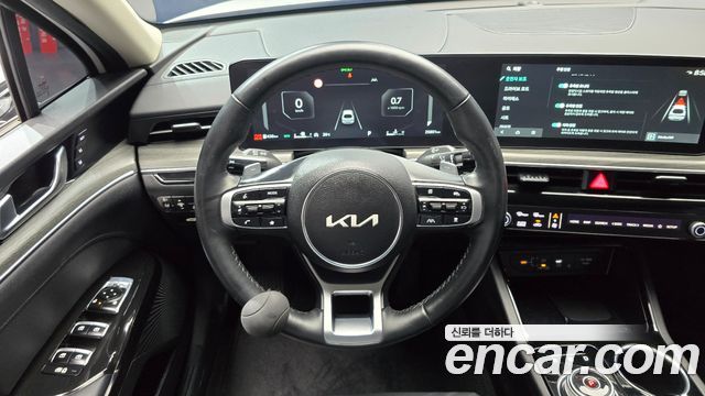 Kia K5 (III) 2.0 Noblesse 2025 — фото 13
