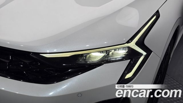 Kia K5 (III) 2.0 Noblesse 2025 — фото 22