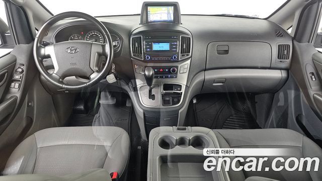 Hyundai Grand Starex Van 3-Seater Smart 2021 — фото 7