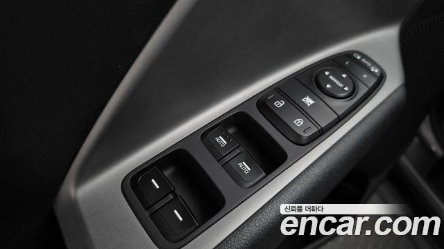 Kia Niro Plus Air 2024 — фото 23