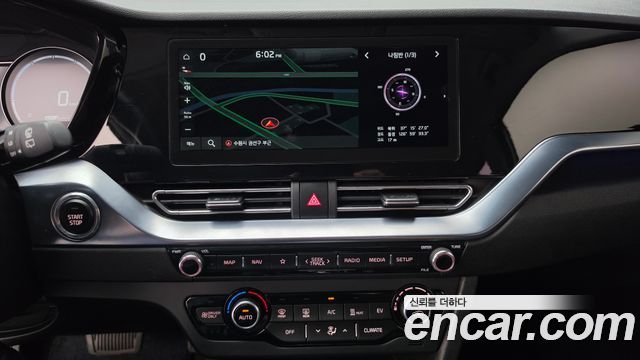 Kia Niro Plus Air 2024 — фото 35