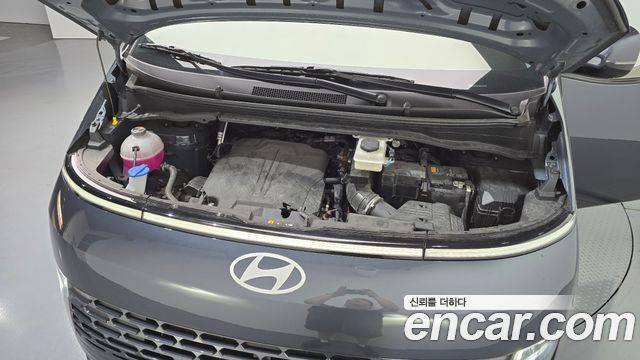 Hyundai Staria L3.5 Cargo 5-Seater Modern 2025 — фото 6