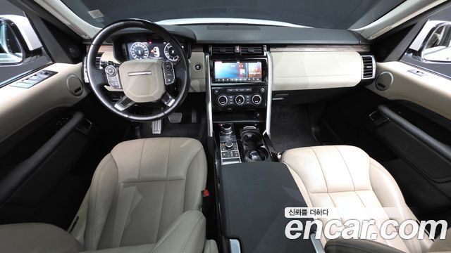 Land Rover Discovery 5 3.0 TD6 HSE 2018 — фото 7