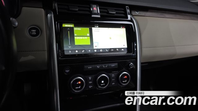Land Rover Discovery 5 3.0 TD6 HSE 2018 — фото 14