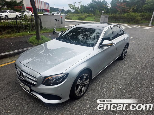 Mercedes-Benz E-Class (W213) E300 4MATIC Avnatgarde 2017 — фото 3