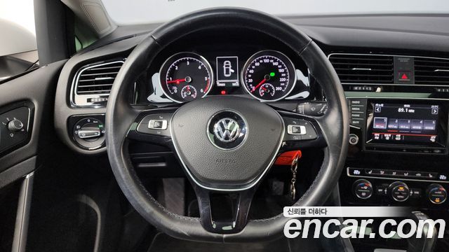 Volkswagen Golf (VII) 2.0 TDI 2015 — фото 13