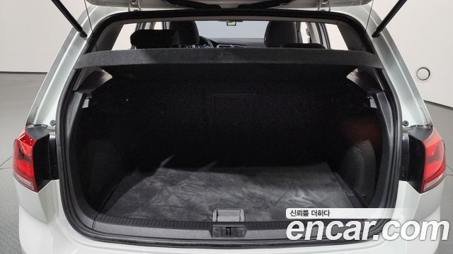 Volkswagen Golf (VII) 2.0 TDI 2015 — фото 20