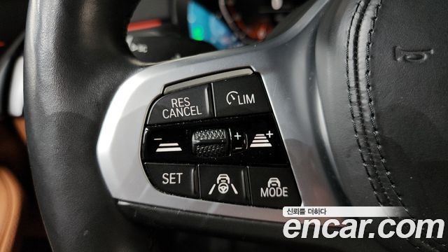 BMW 5 Series (G30) 520i M Sport 2022 — фото 17