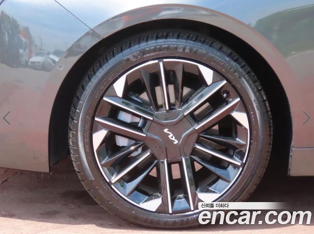Kia K8 2.5 Gasoline 2WD Noblesse 2025 — фото 24