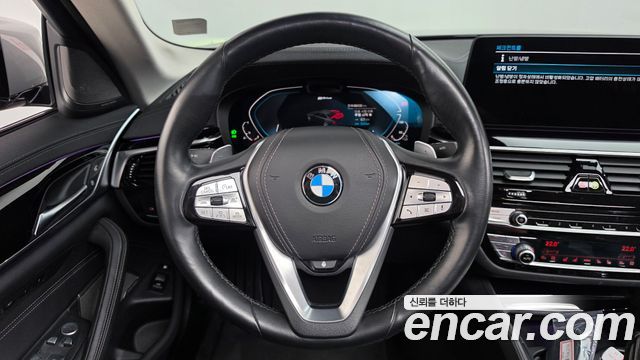 BMW 5 Series (G30) 530e Luxury 2021 — фото 13