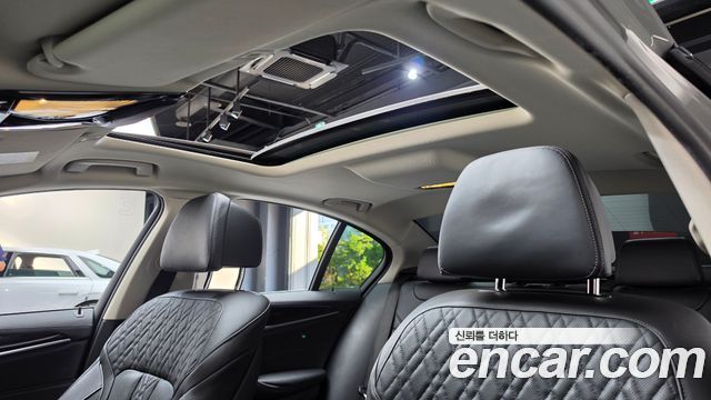 BMW 5 Series (G30) 530e Luxury 2021 — фото 17
