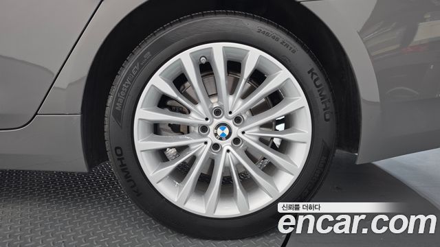 BMW 5 Series (G30) 530e Luxury 2021 — фото 21