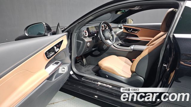 Mercedes-Benz CLE-Class (C236) CLE200 Coupe 2024 — фото 10