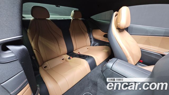 Mercedes-Benz CLE-Class (C236) CLE200 Coupe 2024 — фото 11