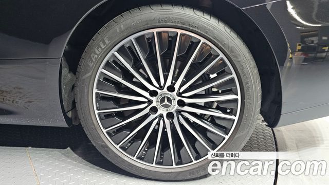 Mercedes-Benz CLE-Class (C236) CLE200 Coupe 2024 — фото 21