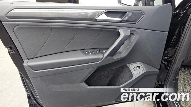 Volkswagen Tiguan (II) 2.0 TDI 4Motion Prestige 2020 — фото 24