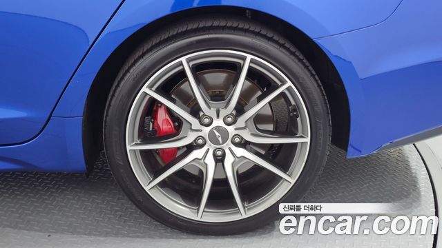 Genesis G70 2.0T Sport Package 2018 — фото 27