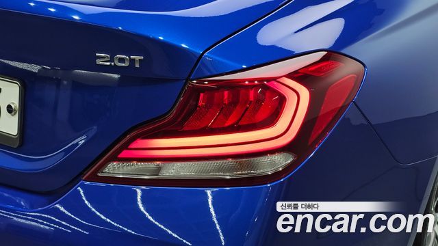 Genesis G70 2.0T Sport Package 2018 — фото 29
