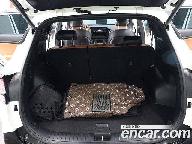 Kia Sportage (V) Gasoline 1.6 Turbo 2WD Signature 2024 — фото 24