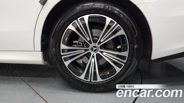 Mercedes-Benz E-Class (W214) E200 Avantgarde 2024 — фото 21