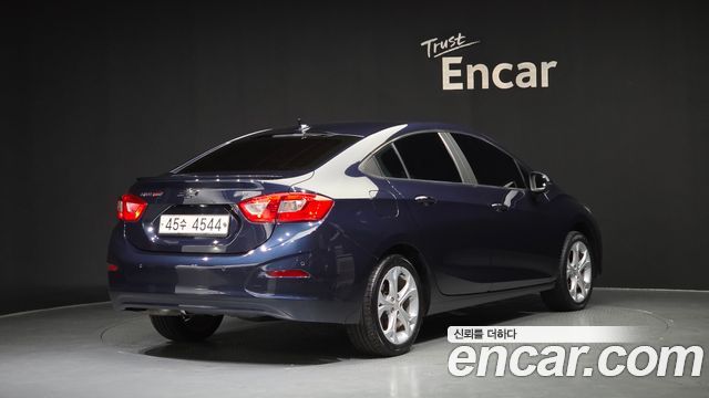 Chevrolet Cruze 1.4 Turbo LT Deluxe 2017 — фото 2